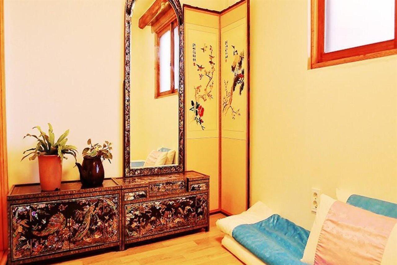 Hanok Guesthouse 202 โซล ภายนอก รูปภาพ